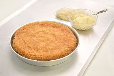 Κανταΐφι με κρέμα γαλακτομπούρεκου αρωματισμένο με λεμόνι & φρέσκια βανίλια Μαδαγασκάρης